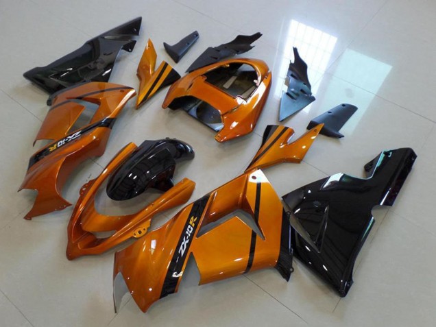 2004-2005 Kawasaki ZX10R Motorcycle Fairings - Gold Black Canada