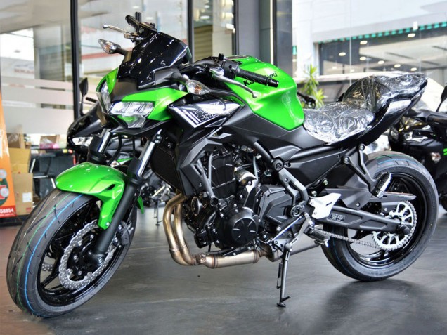 2020-2025 Kawasaki Ninja Z650 Motorcycle Fairings - Green Black Canada