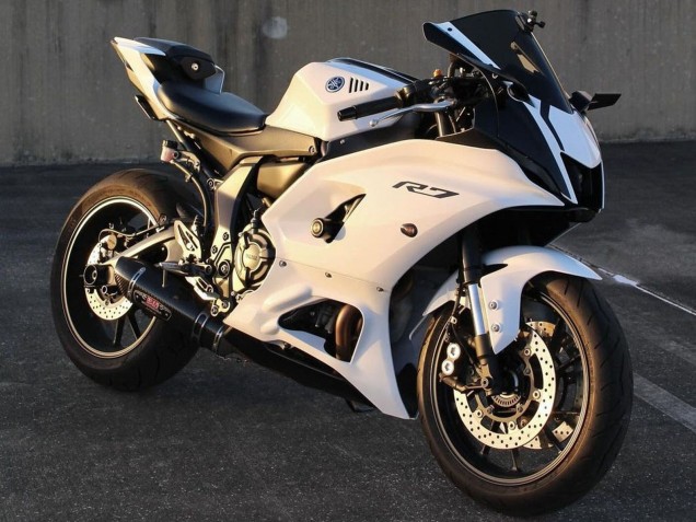 2021-2024 Yamaha YZF R7 Motorcycle Fairings - Glossy White Canada