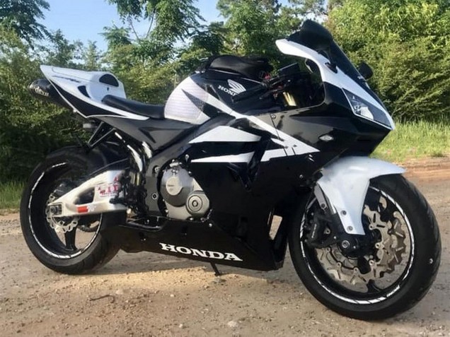 2005-2006 Honda CBR600RR Motorcycle Fairings - Black White Canada