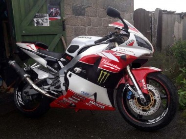 Cheap 1998-1999 Yamaha YZF 1000 R1 Motorcycle Fairings - Red White Black Yellow Monster Milwaukee MAXXIS 11 Canada