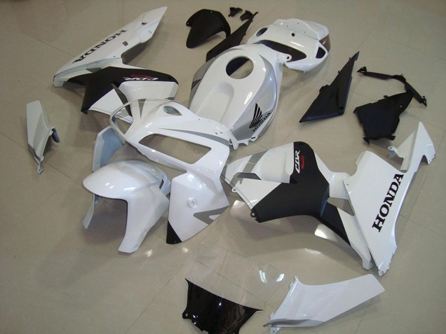 Cheap 2005-2006 Pearl White Matte Black Honda CBR600RR Motorcycle Fairings Canada Cheap 2005-2006 Pearl White Matte Black Honda CBR600RR Motorcycle Fairings Canada